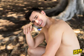 MrDeepVoice wanking his cock