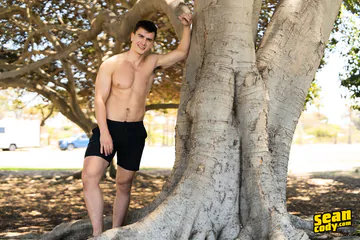 MrDeepVoice wanking his cock