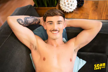 Moustache guy bareback fucking