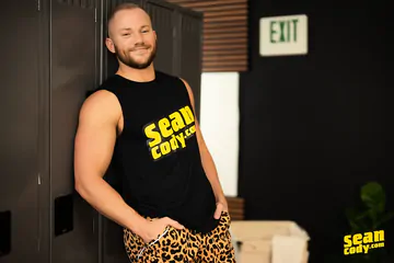 Sexy jock fucking a stud