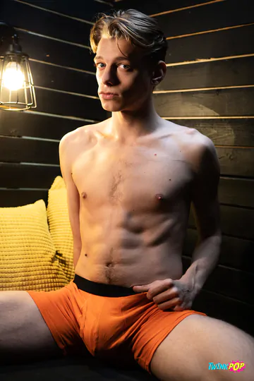 Big dick porn with Leo Louis