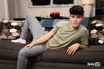 Twink porn with Drake Von