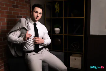 Bisex threesome with Roman Todd