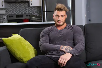 MMF porn with hunky William Seed