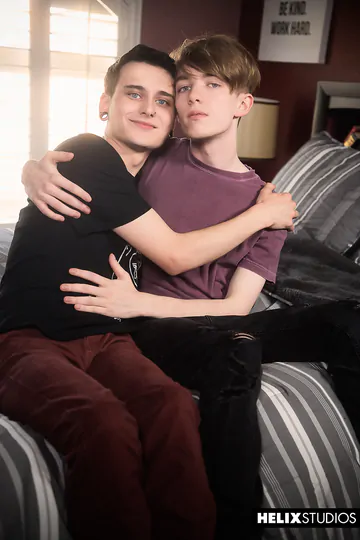 Horny gay boys bareback fucking