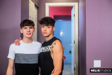 Two hotties sucking and fucking