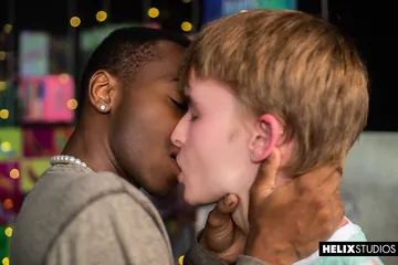 Black twink fucking a cutie