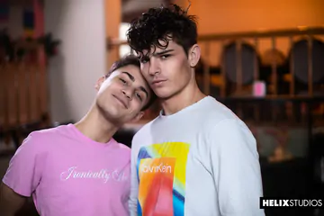 Seth Peterson gets butt fucked