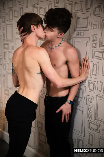 Chase Williams gets fucked by Silas Brooks