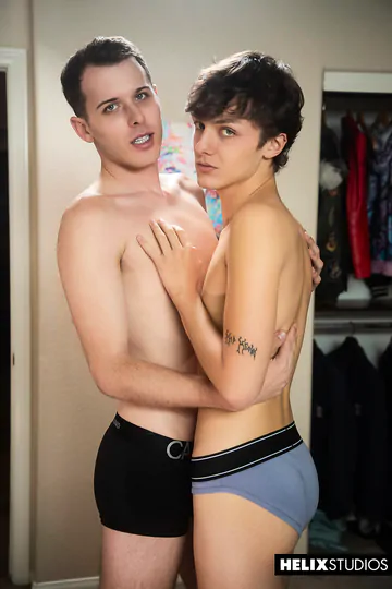 Handsome guy boning a twink