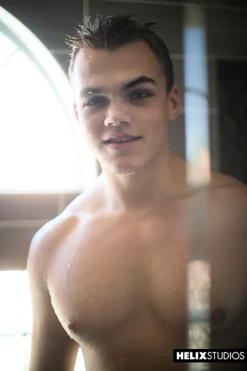 Photoshoot with sexy Derek Shaw