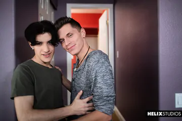 Troy Accola fucking a twink