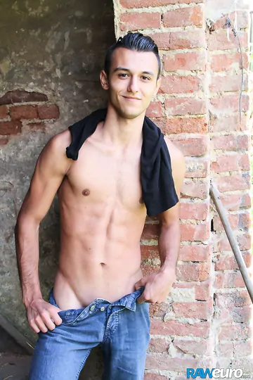 Hot jock gets his butt fucked