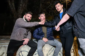 Junkies having a threesome