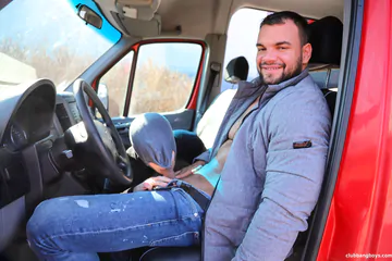 Man in a car gets head