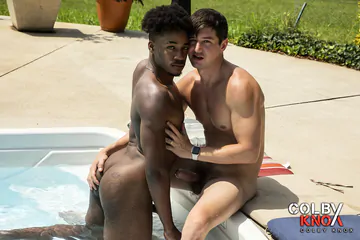 Black guy gets white dick