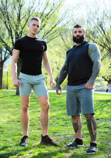 Markus Kage fucking a smooth stud