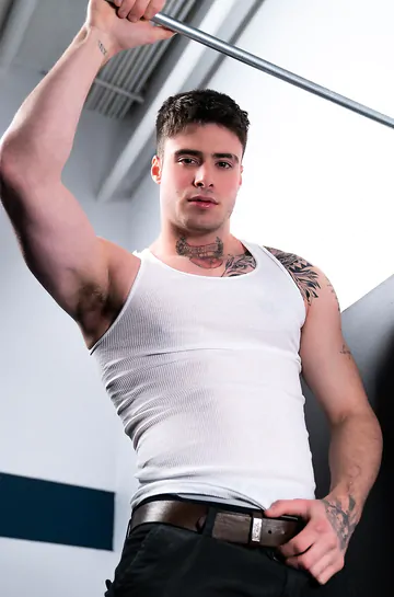 Tattooed stud with a nice dick