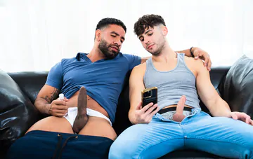 Hottie gets his butt banged