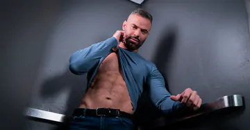 Gay men fucking in the elevator