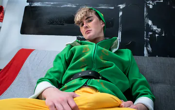 Monstercock boy fucking a guy