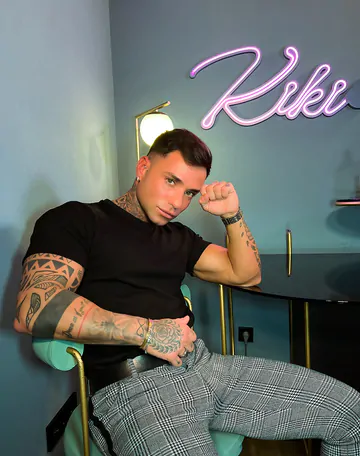 Tattooed guy with a shaved cock
