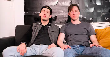 Two hotties bareback fucking