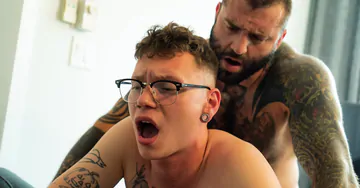 Markus Kage fucking a tattooed boy