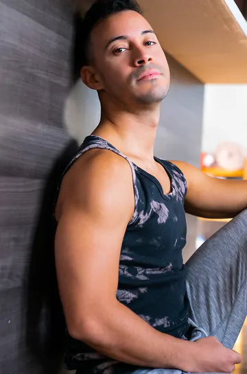 Guy with a pretty nice dick