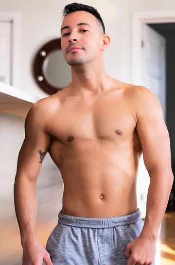 Guy with a pretty nice dick