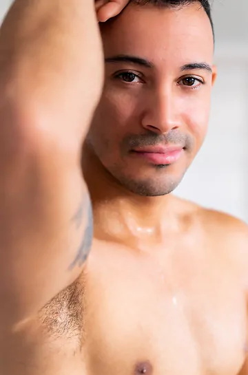 Guy with a pretty nice dick