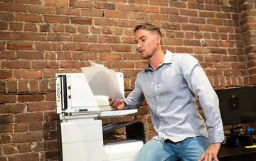 Sir Peter big cock fucks Skyy Knox