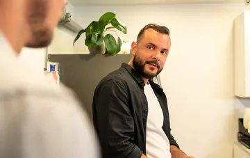 Sir Peter big cock fucks Skyy Knox