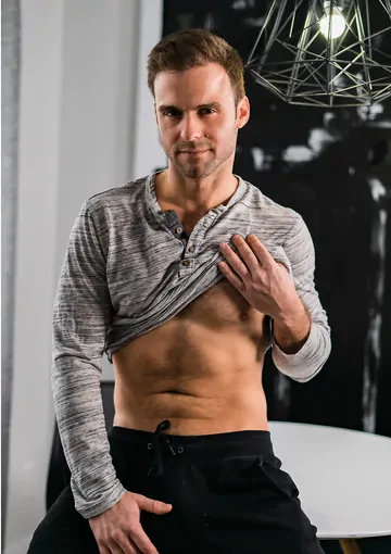 Thyle Knoxx getting bareback fucked