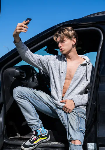 Big dick porn with Leo Louis