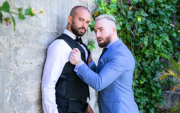 Men in an ugly room fucking