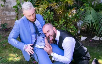 Men in an ugly room fucking