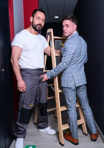 Guy in a suit gets fucked