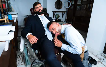 Man with a beard gets fucked