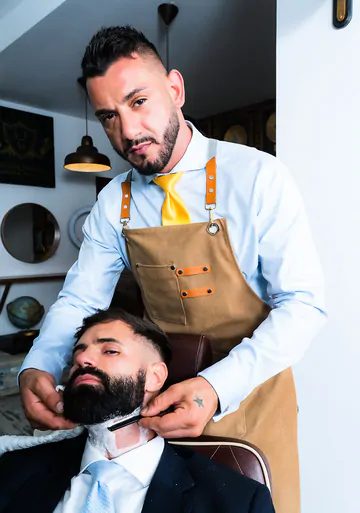 Man with a beard gets fucked
