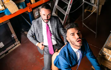 Gays in a warehouse fucking