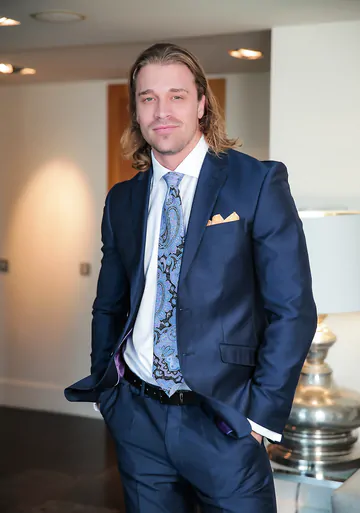 Hot guy on a sofa gets fucked