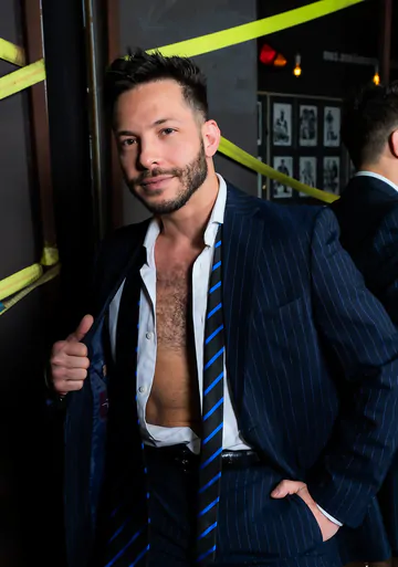 Kinky men having a threesome