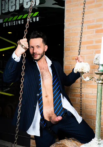 Kinky men having a threesome