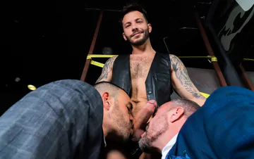 Kinky men having a threesome