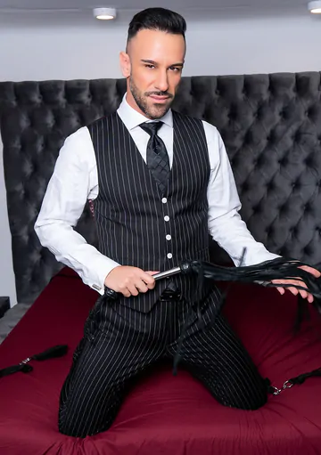 Gay men having kinky sex