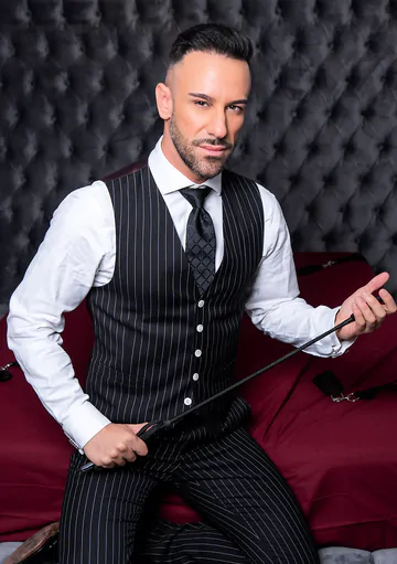 Gay men having kinky sex