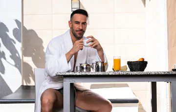 Gustavo Cruz boning cute Allen King