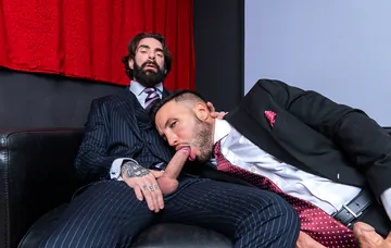 Man with a curved cock gets fucked