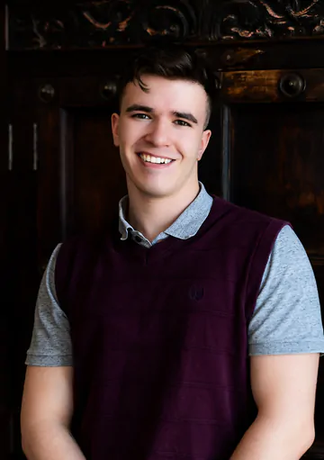 Sexy Maverick Sun in action